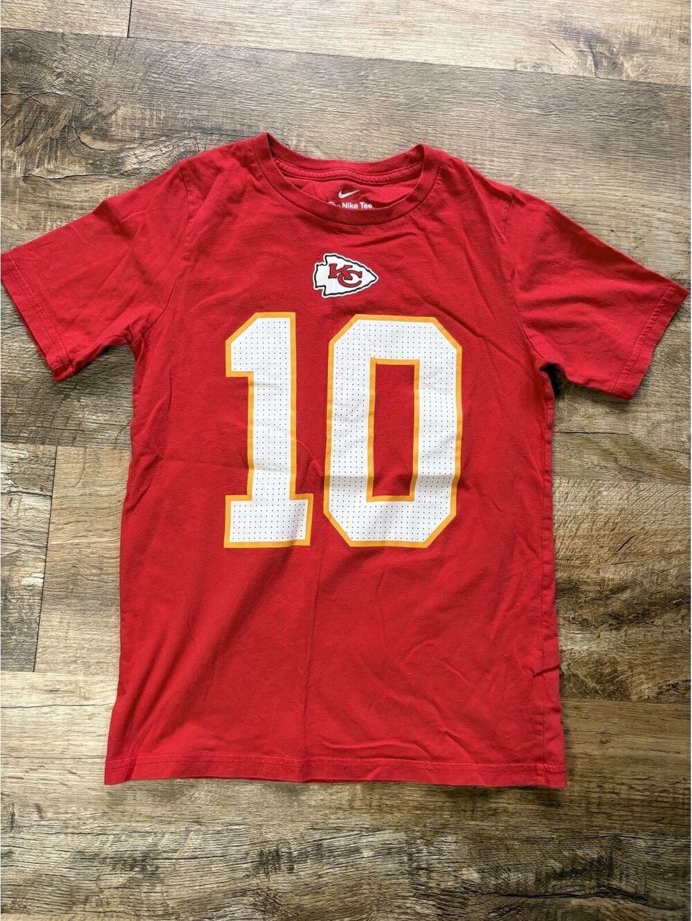 Youth Nike Red Kansas City Chiefs Pacheco #10 T-Shirt Size Medium